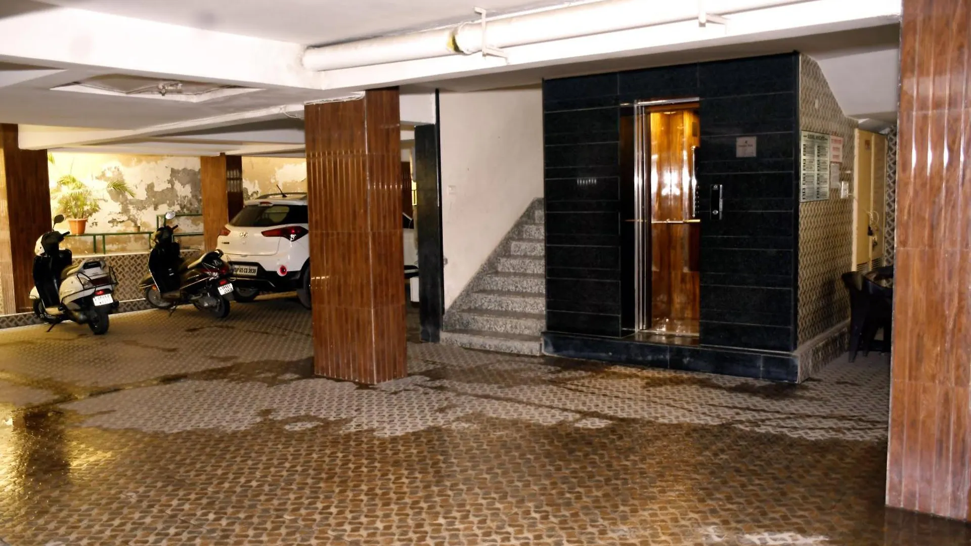 The Royale Retreat Apartment Varanasi India