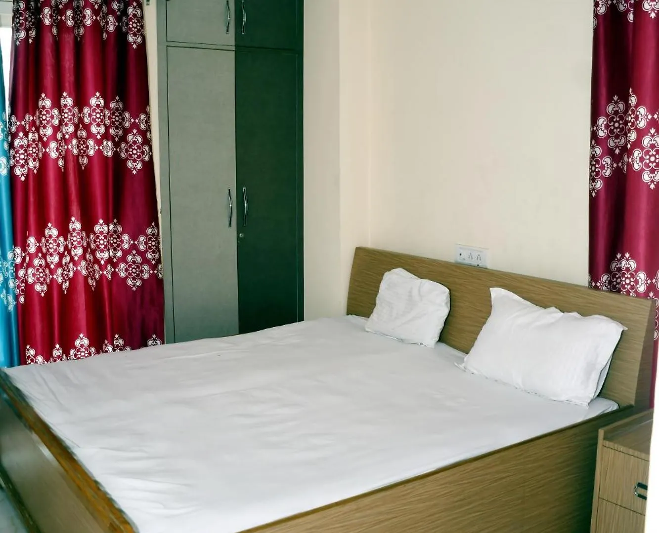The Royale Retreat Apartment Varanasi 0*,  India