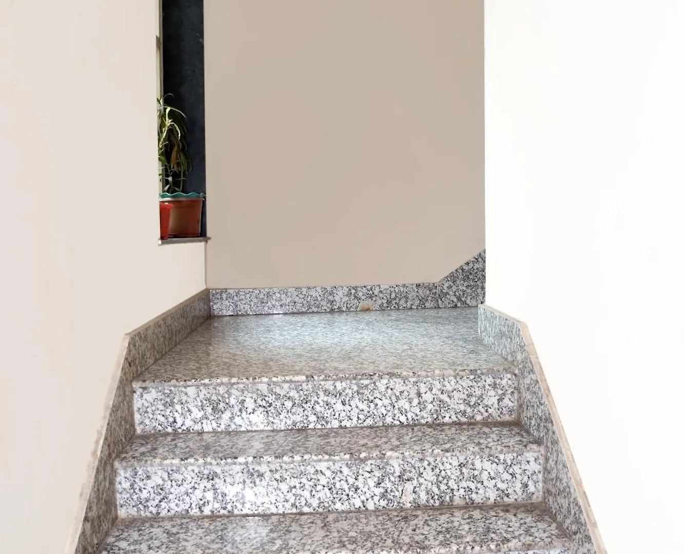 The Royale Retreat Apartment Benares 0*,  India