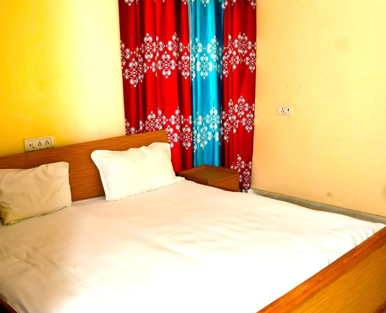 The Royale Retreat Apartment Varanasi
