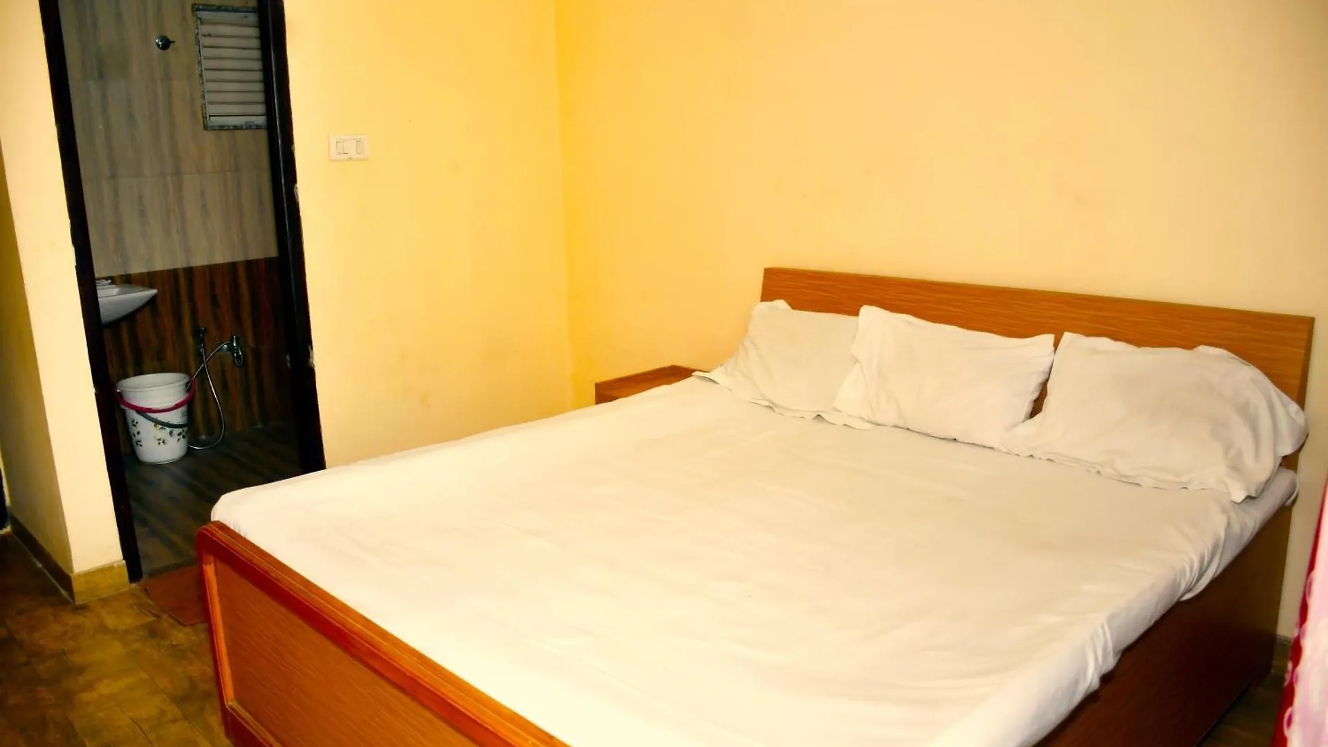 The Royale Retreat Apartment Varanasi Indien