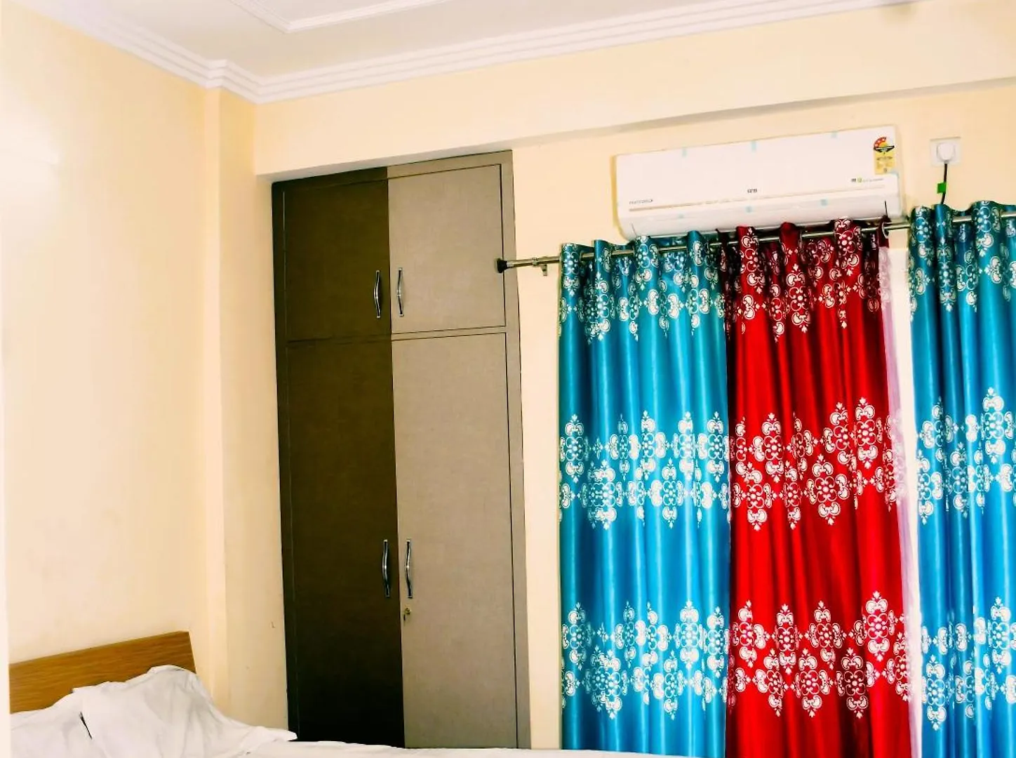 The Royale Retreat Apartment Varanasi