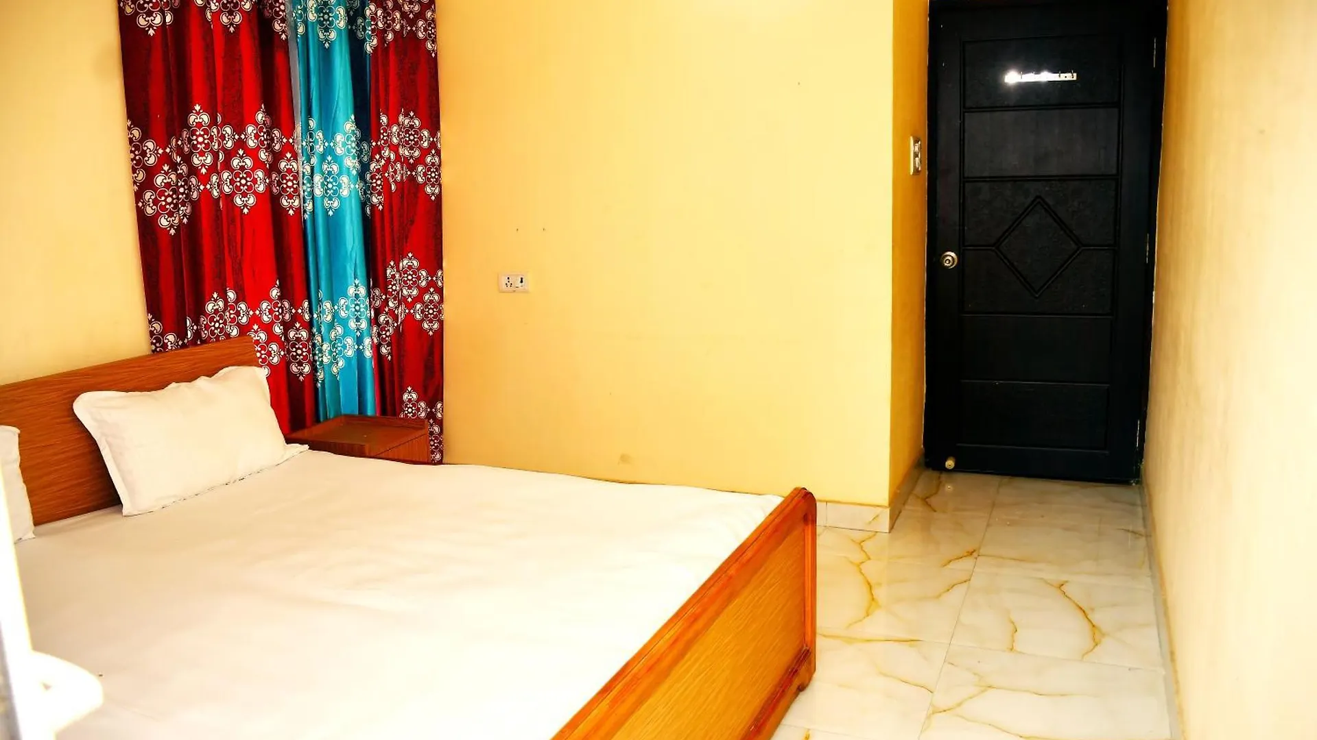 The Royale Retreat Apartment Varanasi 0*,  Indien